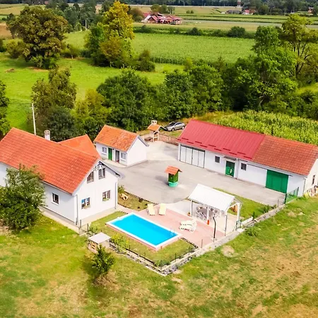 Green Oasis Estate With Private Pool And Backyard Near Zagreb Velika Gorica Exteriör bild