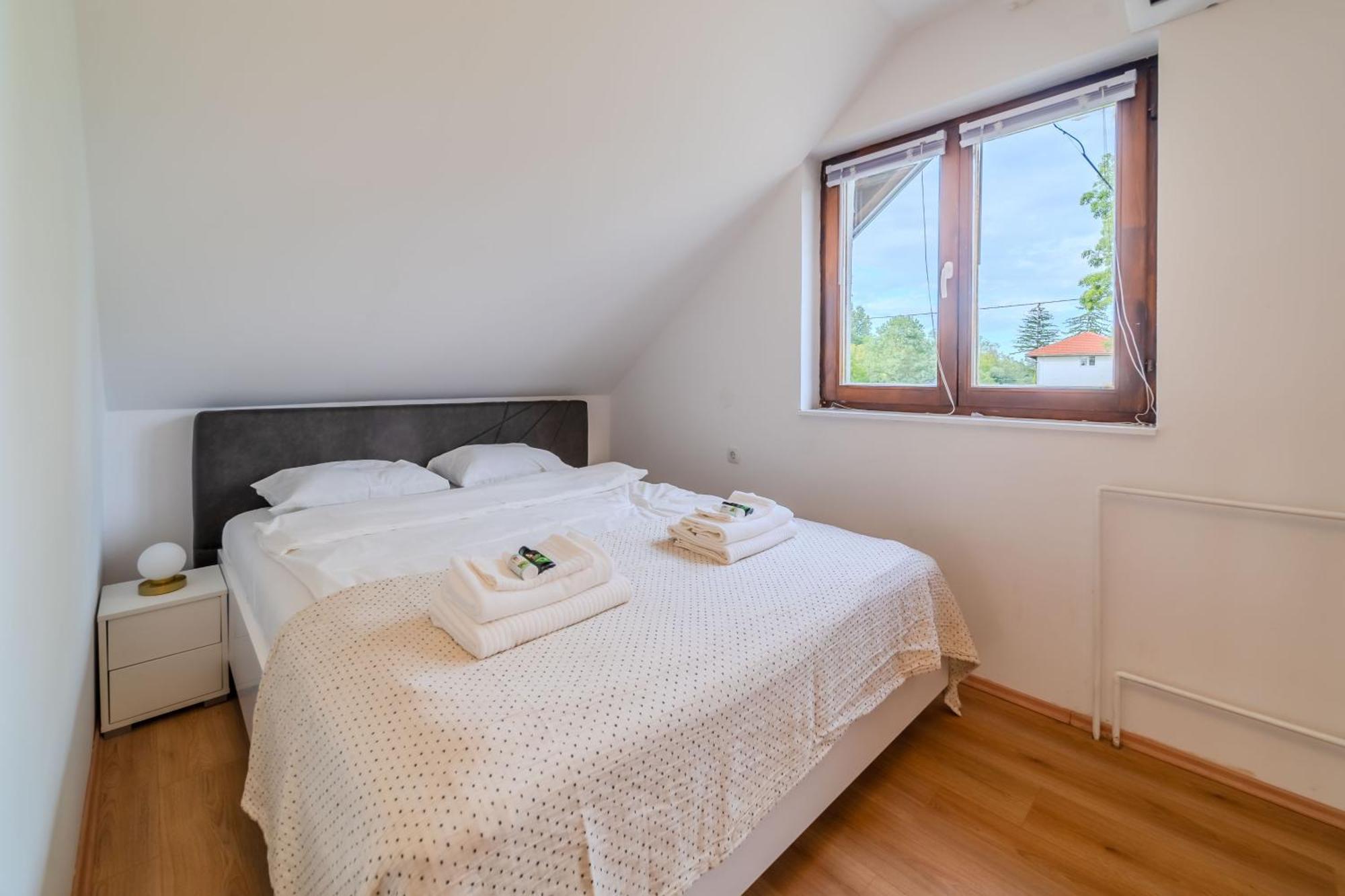 Holiday home Oasis Estate With Private Pool And Backyard Near Zagreb Velika Gorica